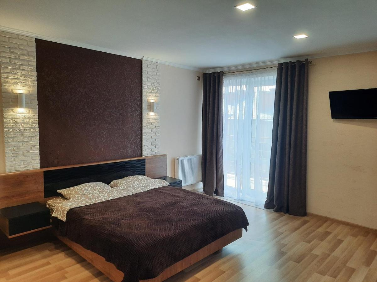Podobovo-Ivano-Frankivsk.Com מראה חיצוני תמונה
